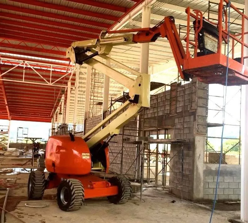 Brazo articulado en exterior